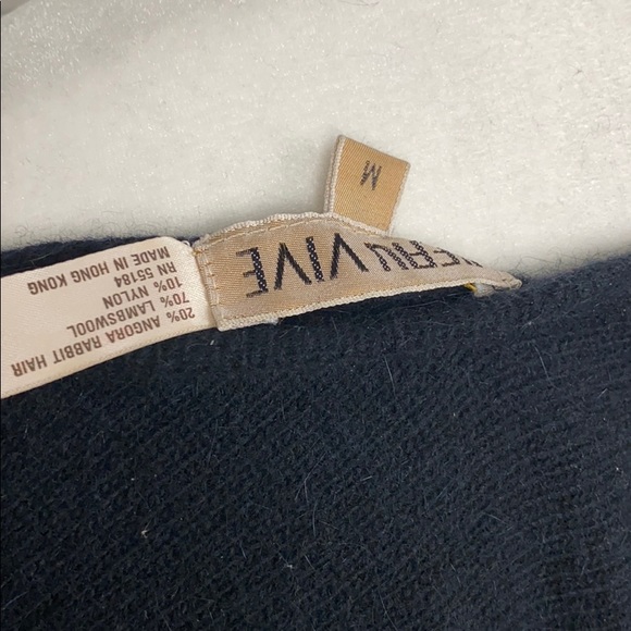 Leau Vive Angora Wool Vintage Gold Black Sweater - Picture 7 of 7